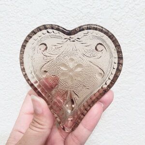Tiara Indiana Sandwich Glass Purple Amethyst Heart Shaped Trinket Dish 2 Vintage